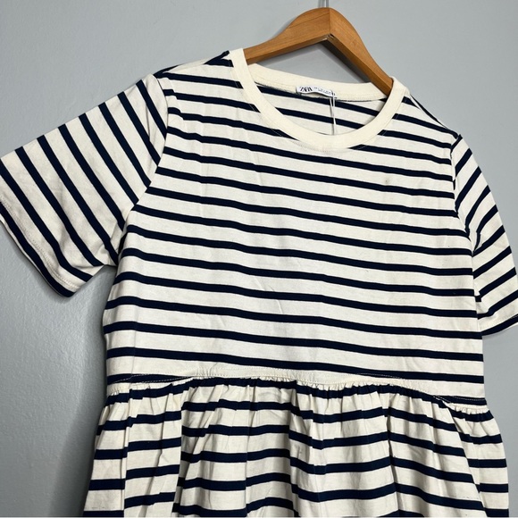 Zara Striped Peplum Top C - Picture 4 of 9